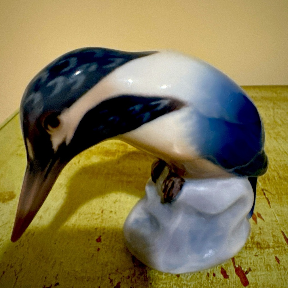 Vintage Denmark Porcelain Figurine Kingfisher Grondahl